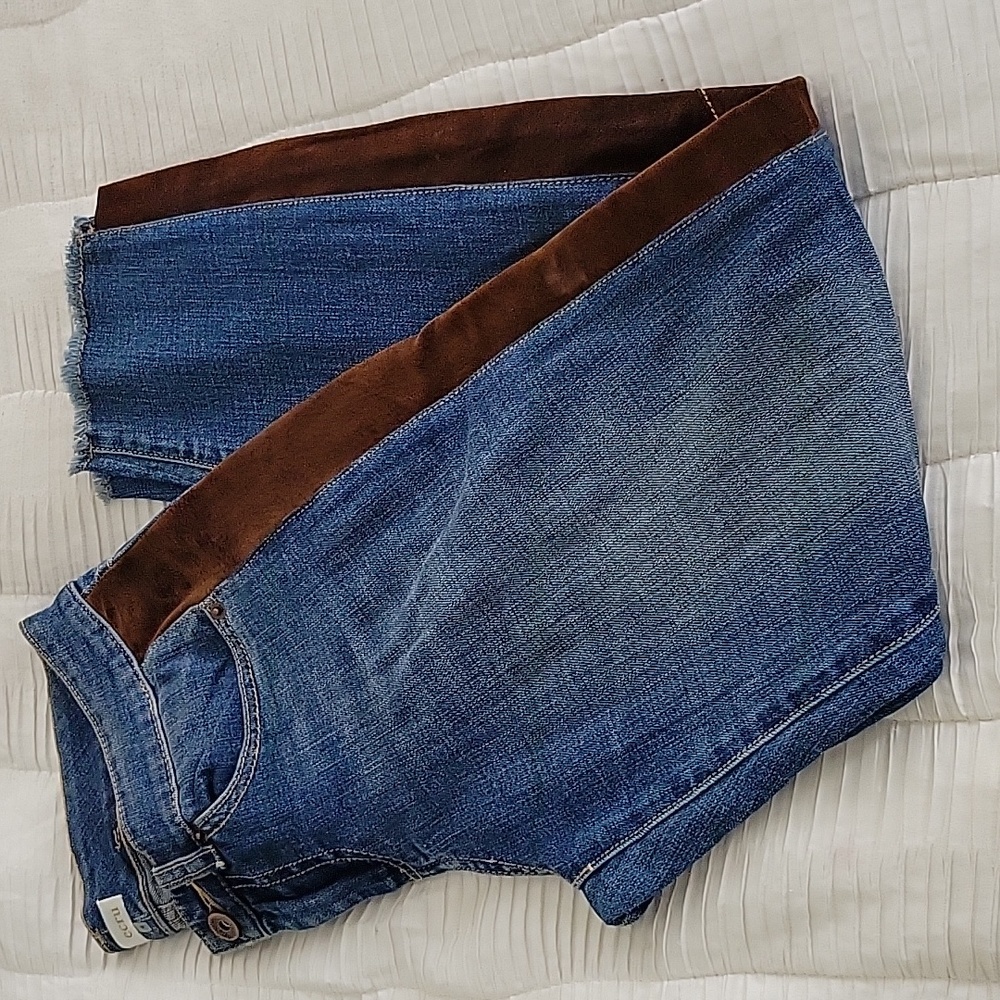 ECRU straight stretch jean with brown suede piping down legs
